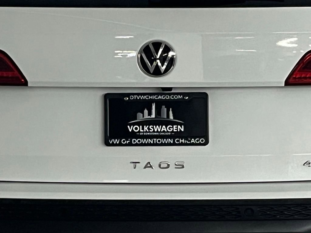 Used 2022 Volkswagen Taos SEL w/ Panoramic Sunroof Package AWD/4WD image 35