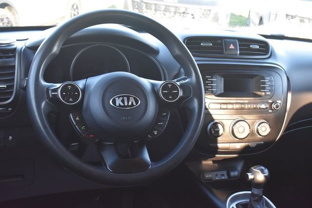 Used 2015 Kia Soul image 18