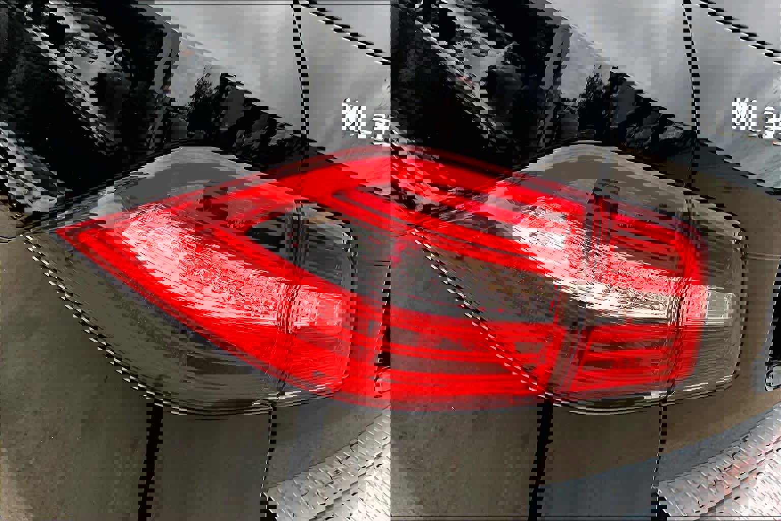 Used 2013 Mercedes-Benz ML 350 2WD image 26