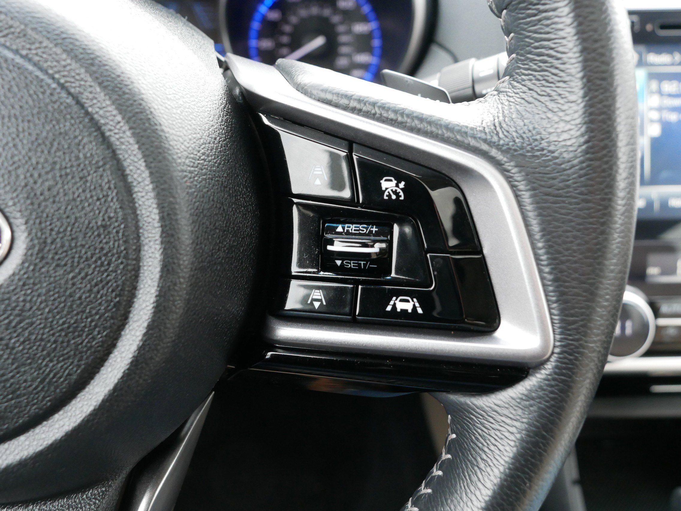 Used 2018 Subaru Outback 2.5i Limited image 30