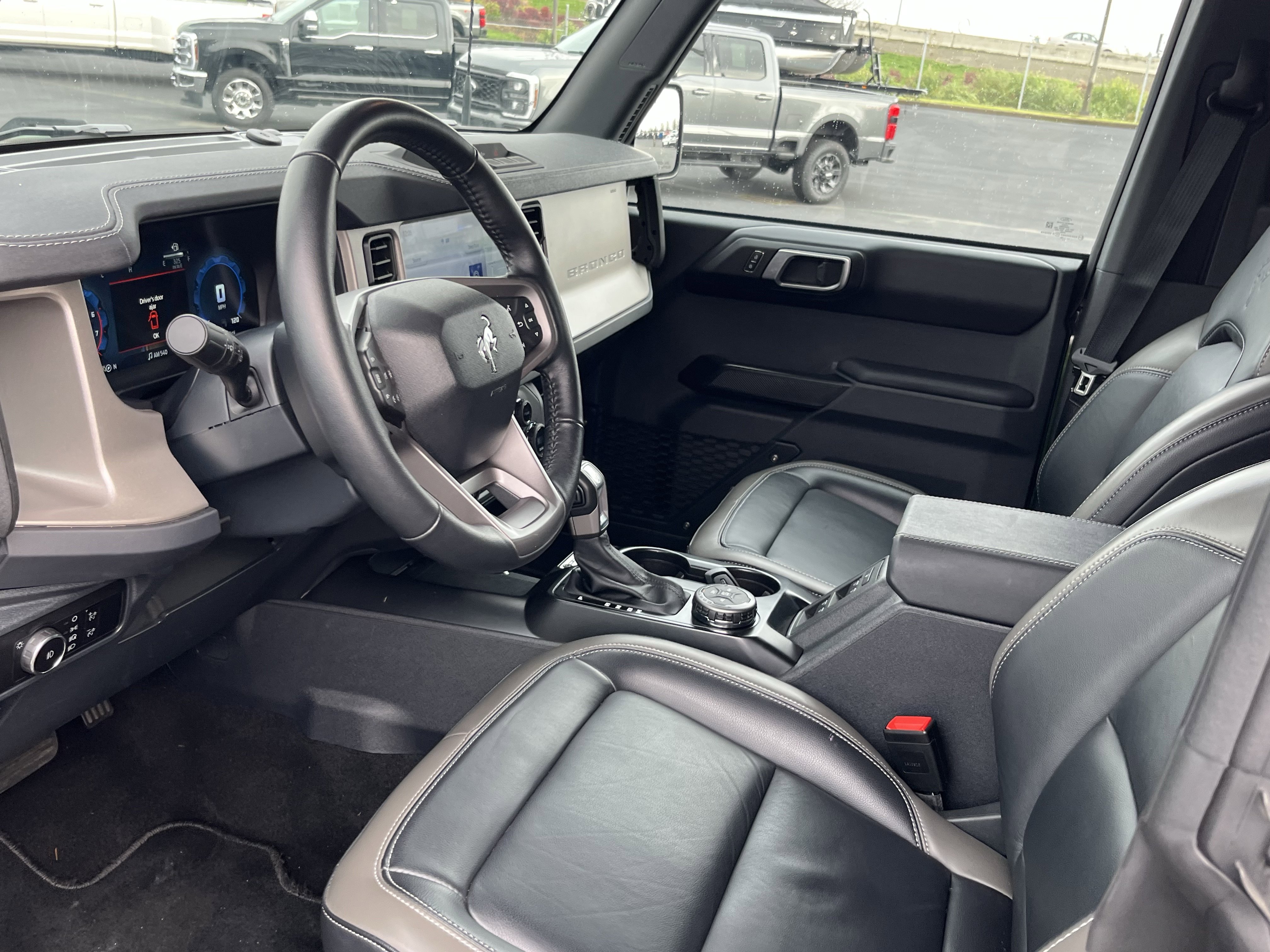 Certified 2025 Ford Bronco Outer Banks image 6