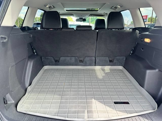 Used 2015 Ford Escape Titanium w/ Equipment Group 301A AWD/4WD image 22