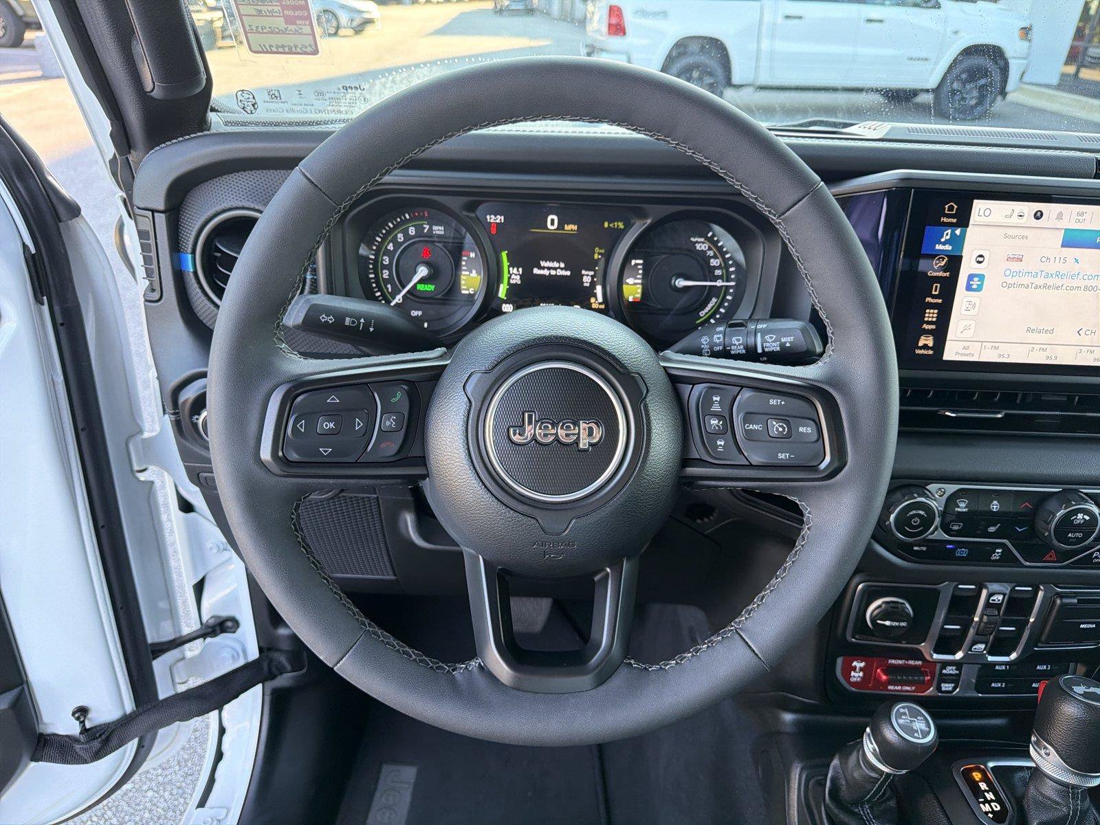 Used 2025 Jeep Wrangler Unlimited Rubicon 4xe w/ Safety Group AWD/4WD image 22