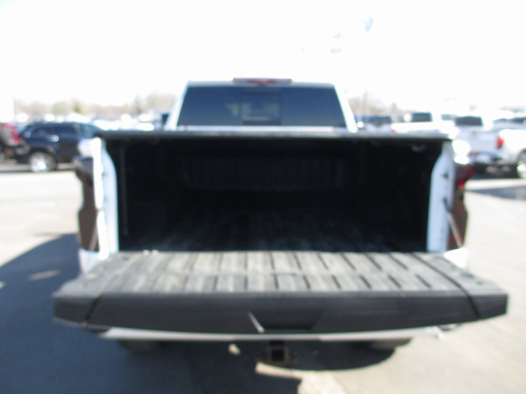 Used 2022 Chevrolet Silverado 2500 High Country w/ Z71 Off-Road Package image 8