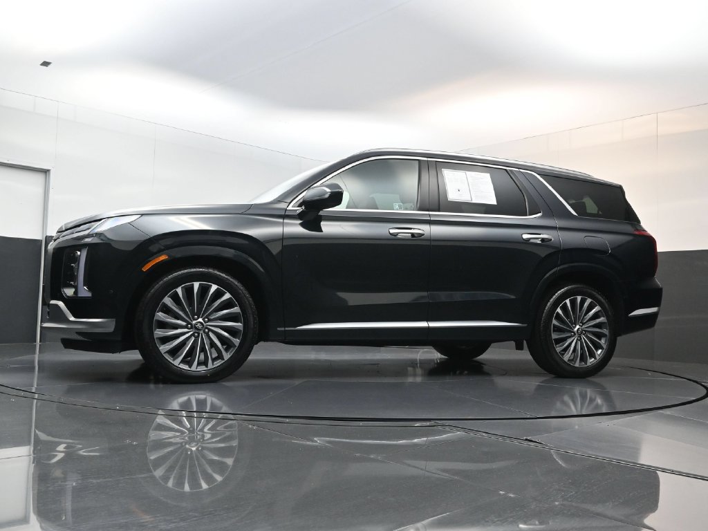 Certified 2024 Hyundai Palisade Calligraphy FWD image 29