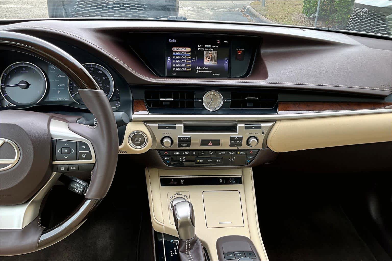 Used 2018 Lexus ES 350 w/ Premier Package image 7