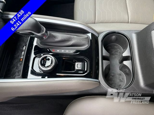 Used 2025 Chevrolet Colorado ZR2 w/ Technology Package AWD/4WD image 25