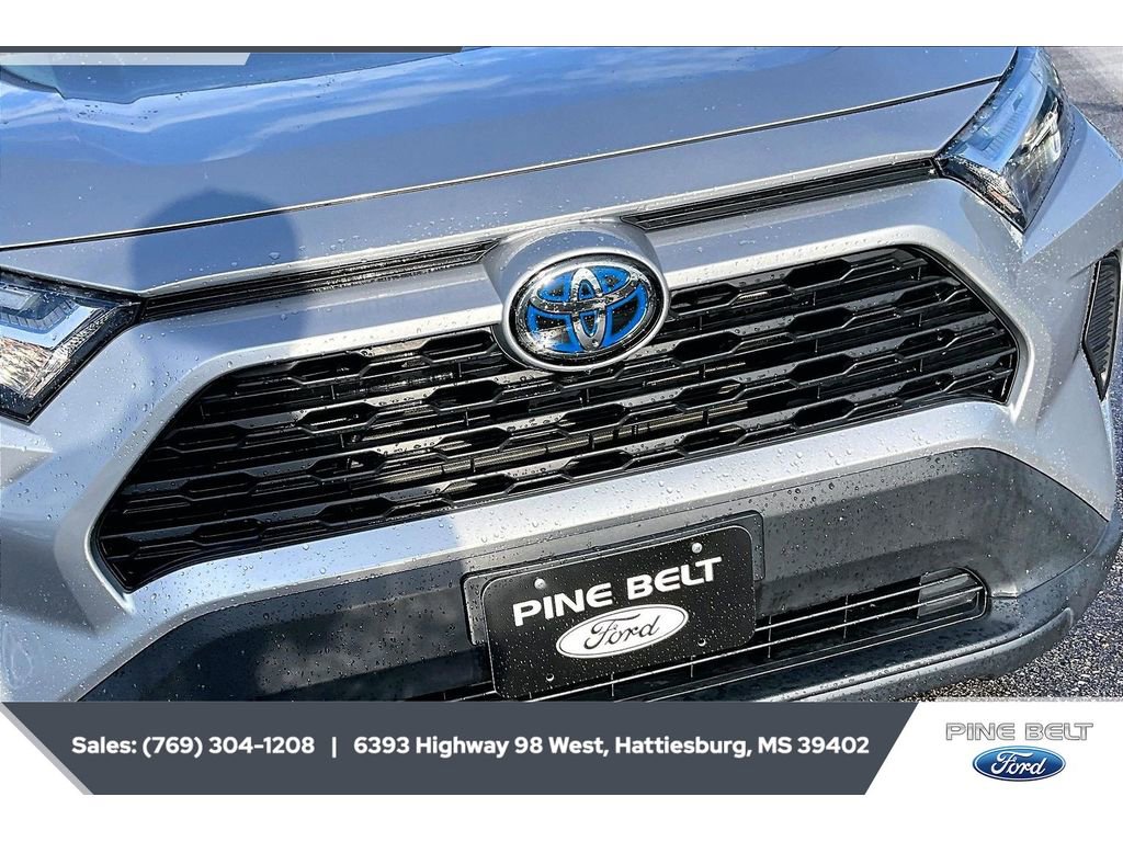 Used 2024 Toyota RAV4 XLE AWD/4WD image 22