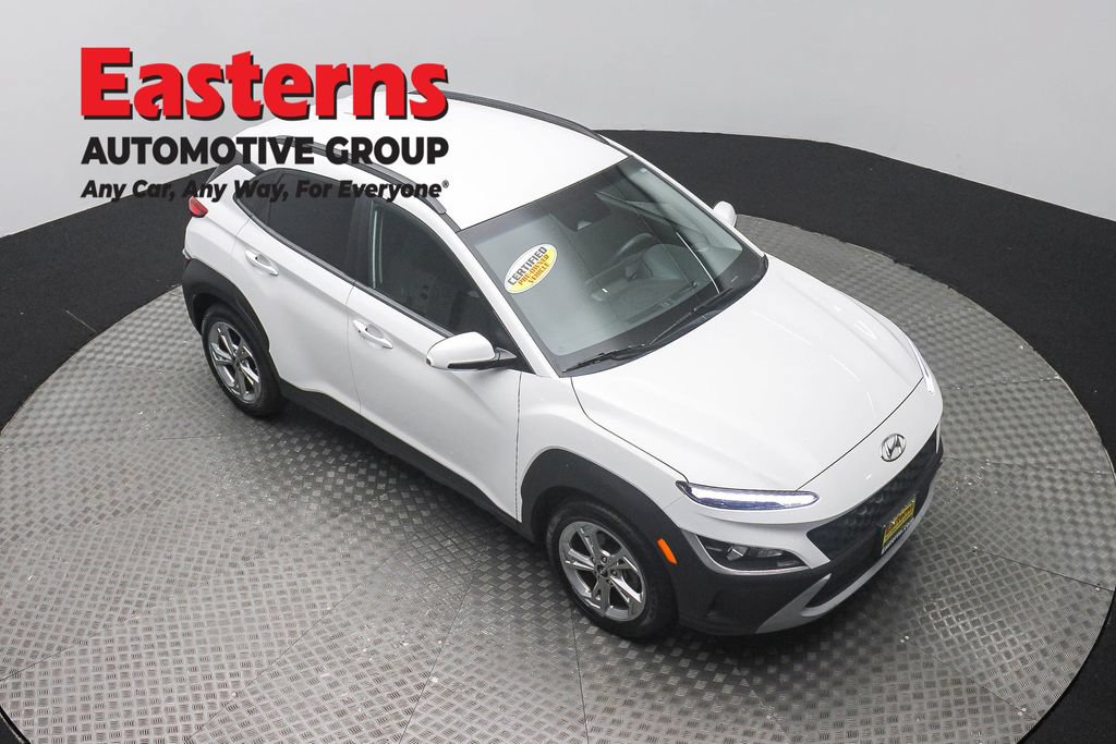 Used 2023 Hyundai Kona SEL w/ Cargo Package FWD image 5