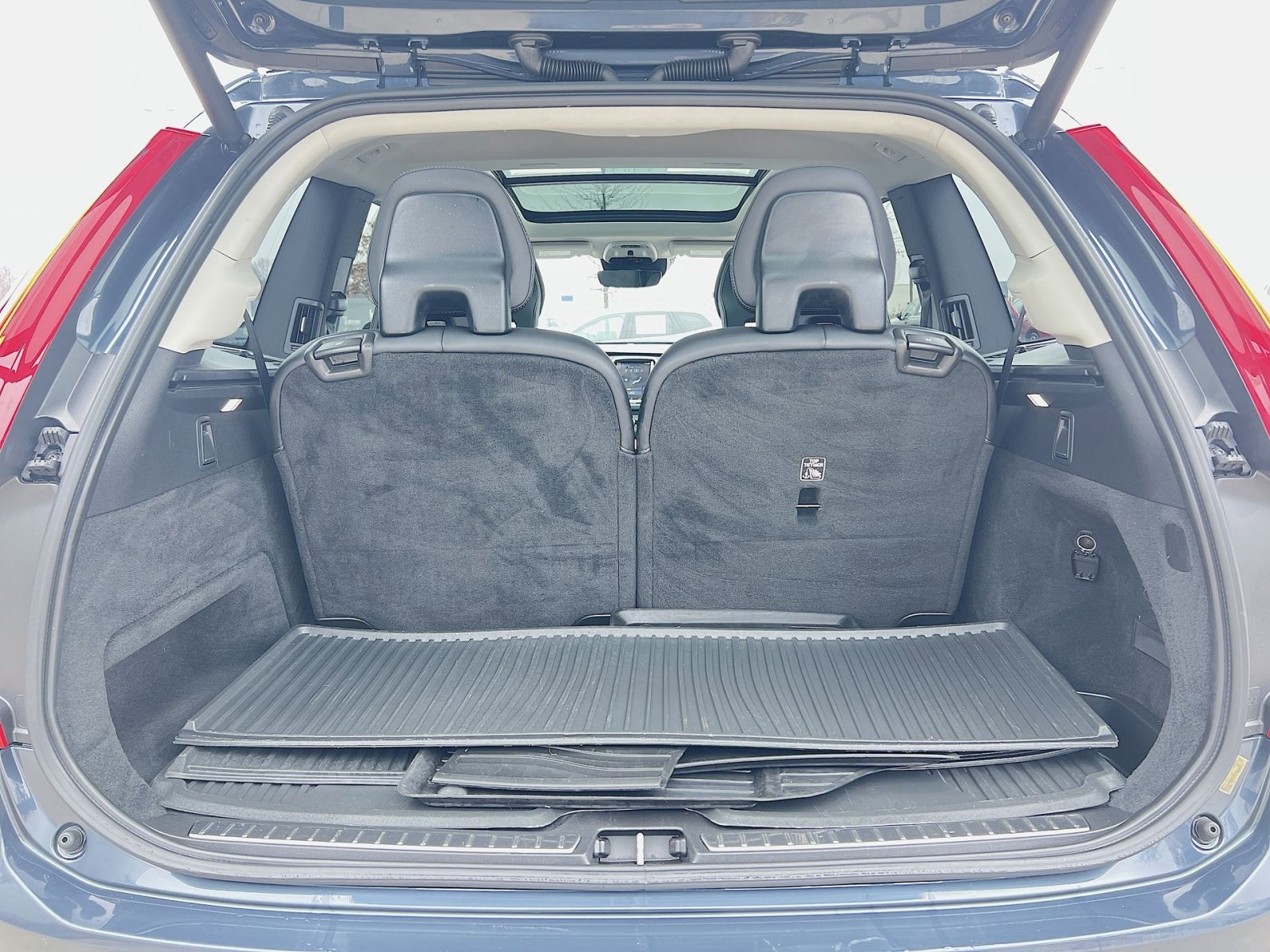 Certified 2022 Volvo XC90 T6 Inscription w/ Climate Package image 27