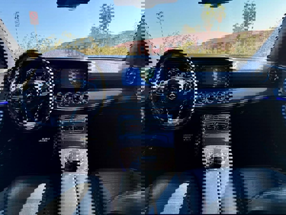 Used 2018 Mercedes-Benz E 43 AMG 4MATIC Sedan image 9