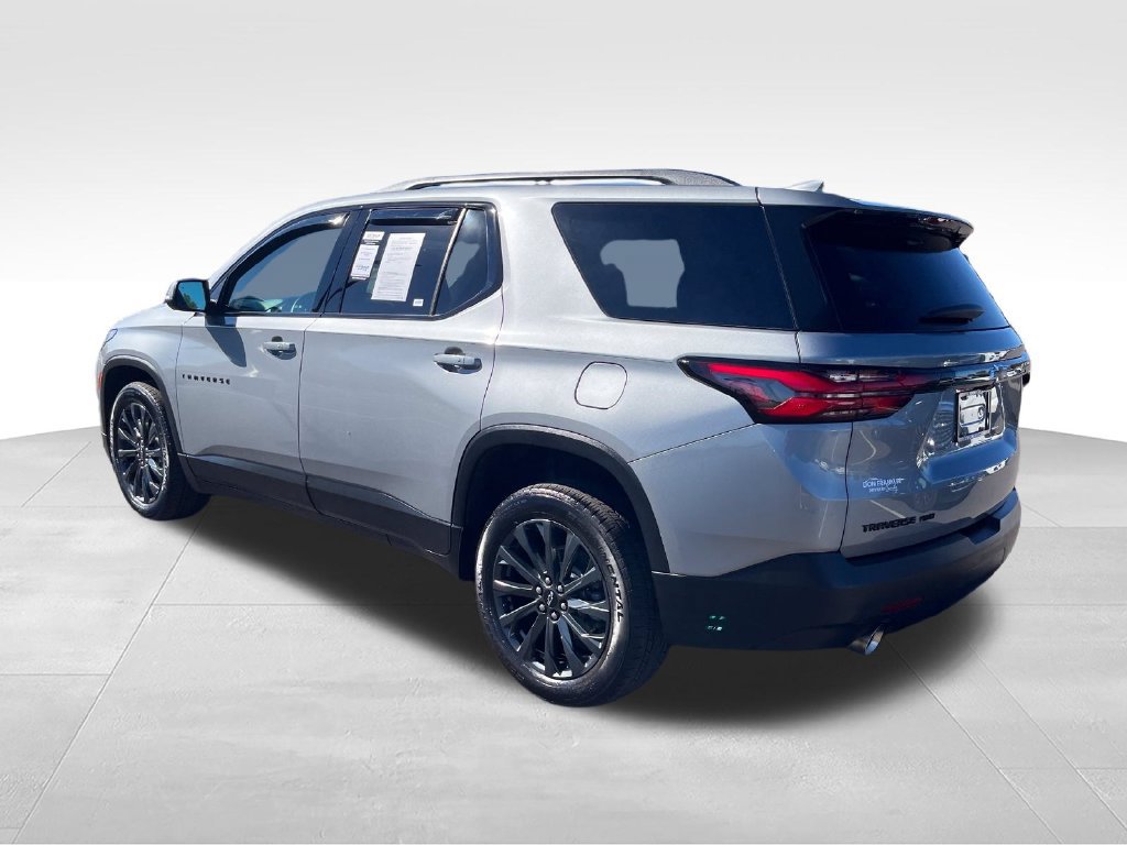 Used 2023 Chevrolet Traverse RS AWD/4WD image 3