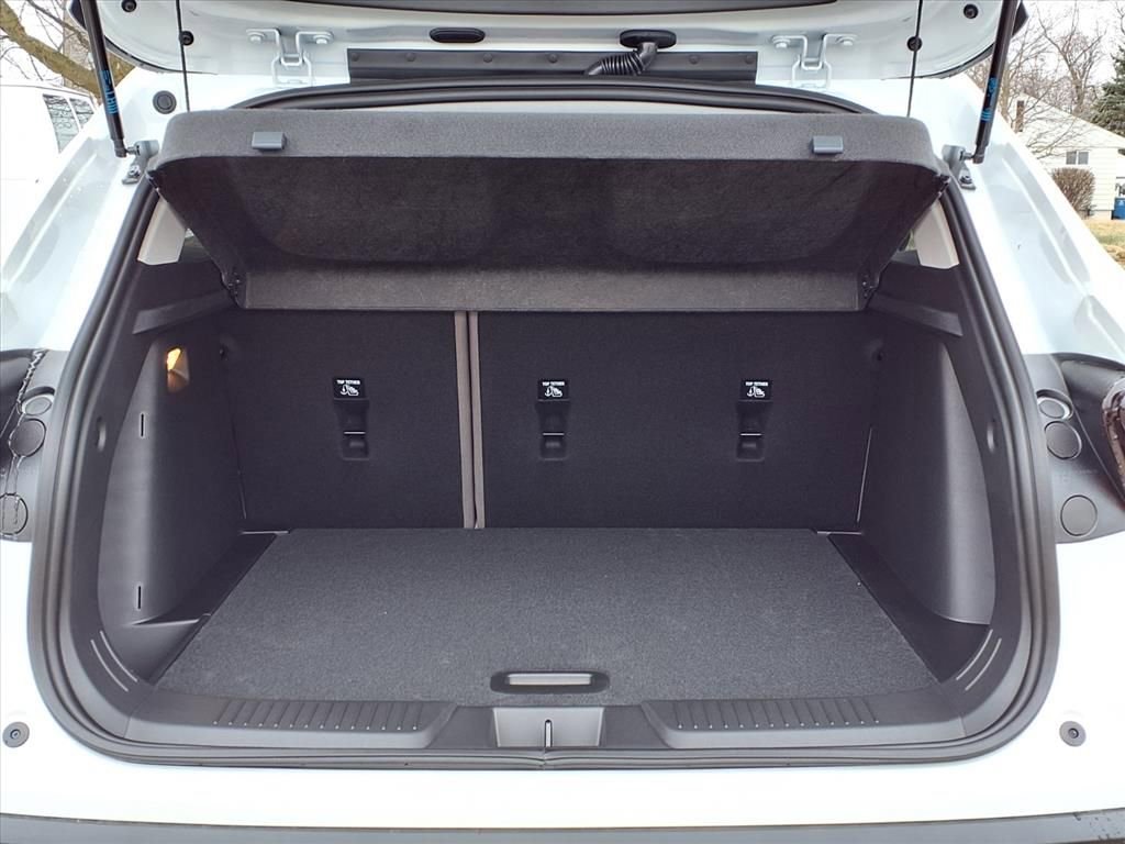 New 2026 Chevrolet Trax ACTIV w/ Driver Confidence Package image 8