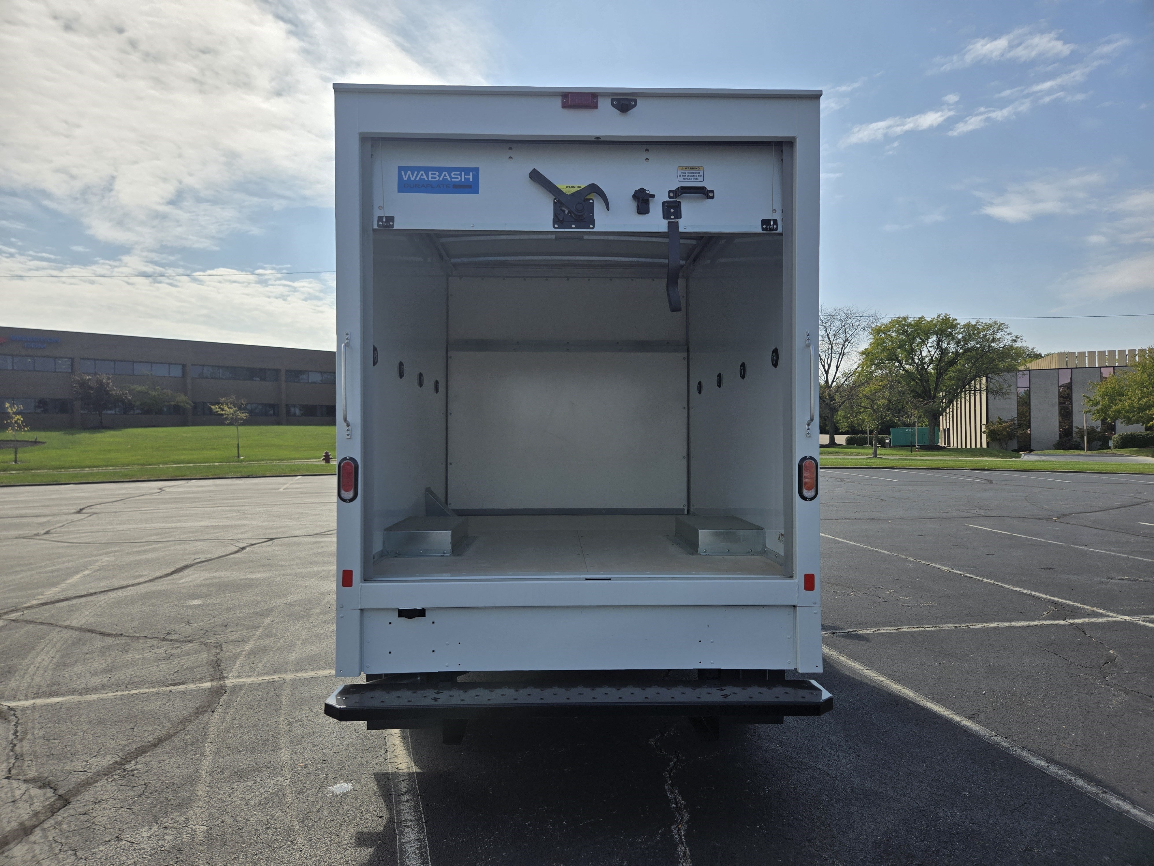 New 2024 Chevrolet Express 3500 w/ Power Convenience Package RWD image 31