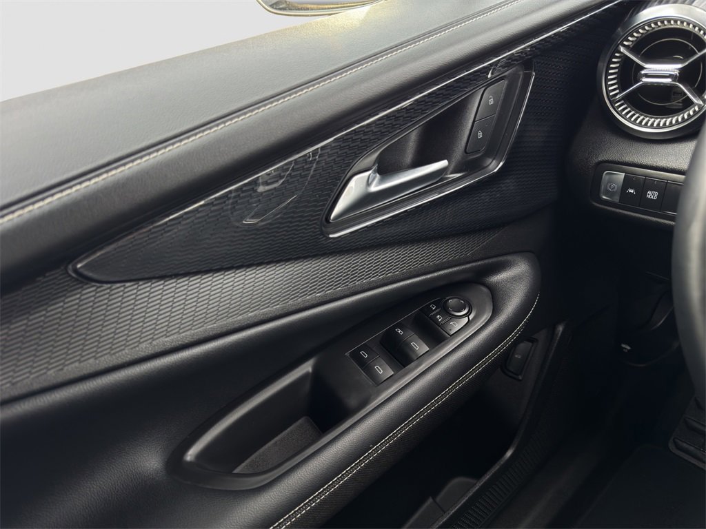 Used 2024 Chevrolet Blazer EV LT image 12