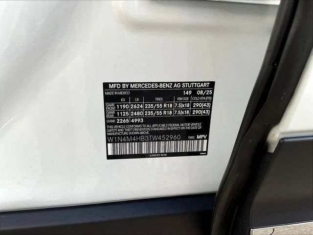 Used 2026 Mercedes-Benz GLB 250 4MATIC image 21