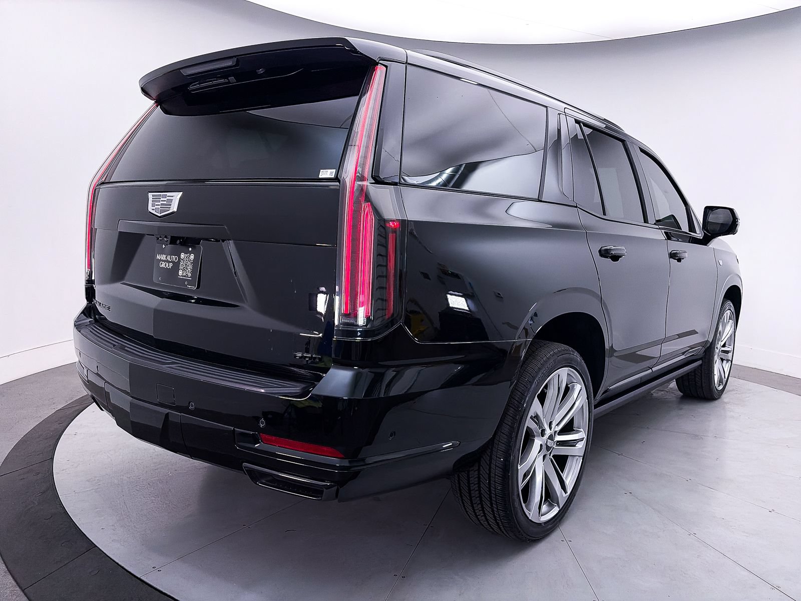 Used 2025 Cadillac Escalade Sport Platinum AWD/4WD image 19