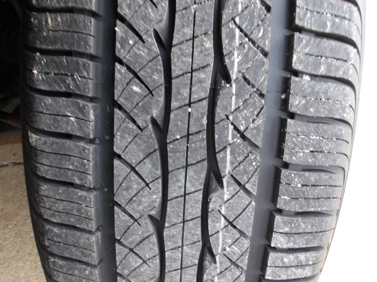 Used 2013 Chevrolet Equinox LT w/ Driver Convenience Package image 40