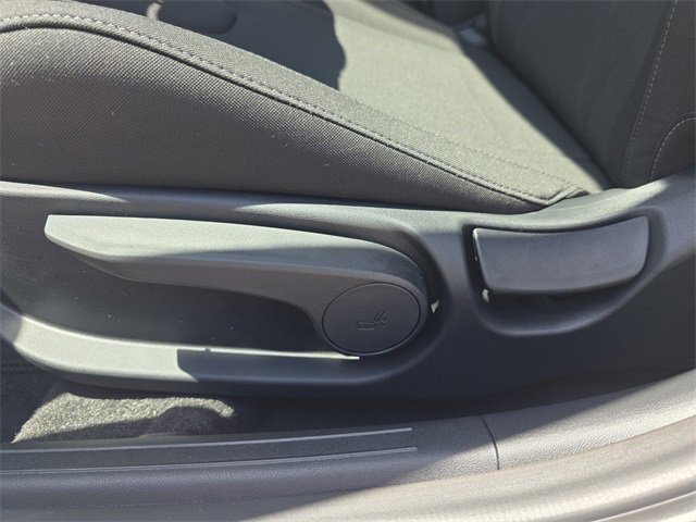 New 2025 Hyundai Elantra SEL w/ Cargo Package image 18