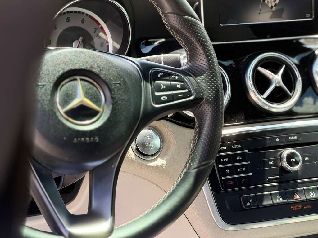 Used 2015 Mercedes-Benz CLA 250 image 15