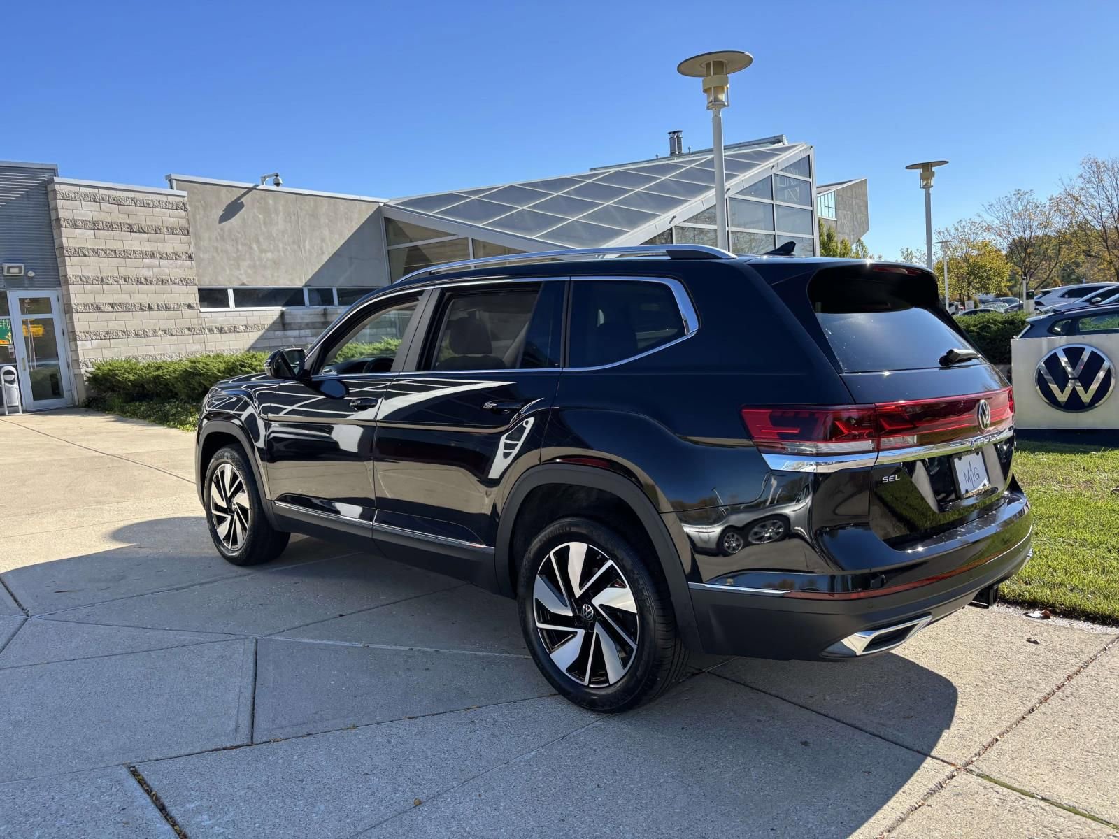 New 2026 Volkswagen Atlas SEL AWD/4WD image 5