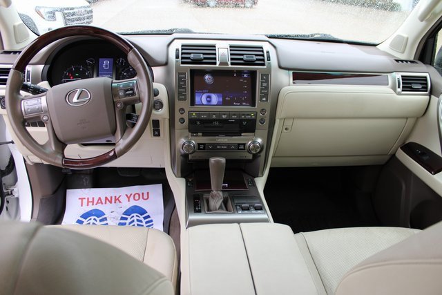 Used 2014 Lexus GX 460 image 36