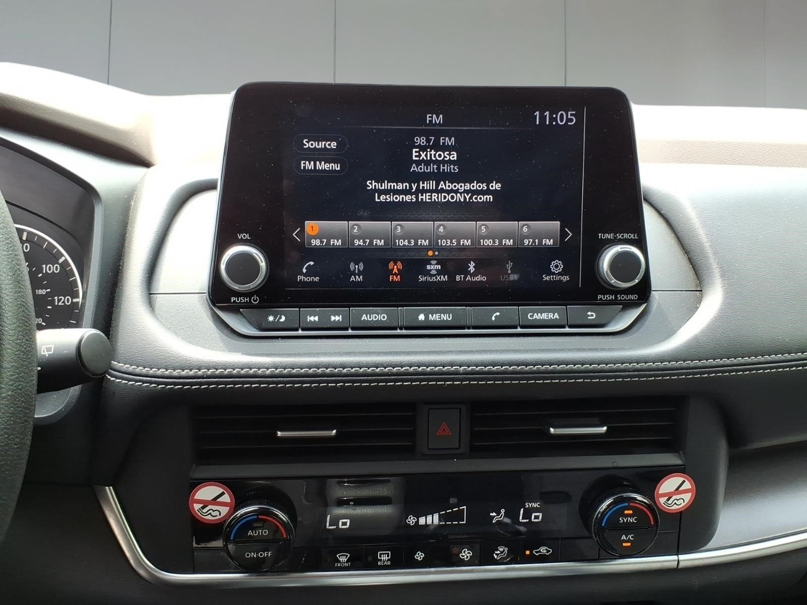 Used 2023 Nissan Rogue SV AWD/4WD image 13