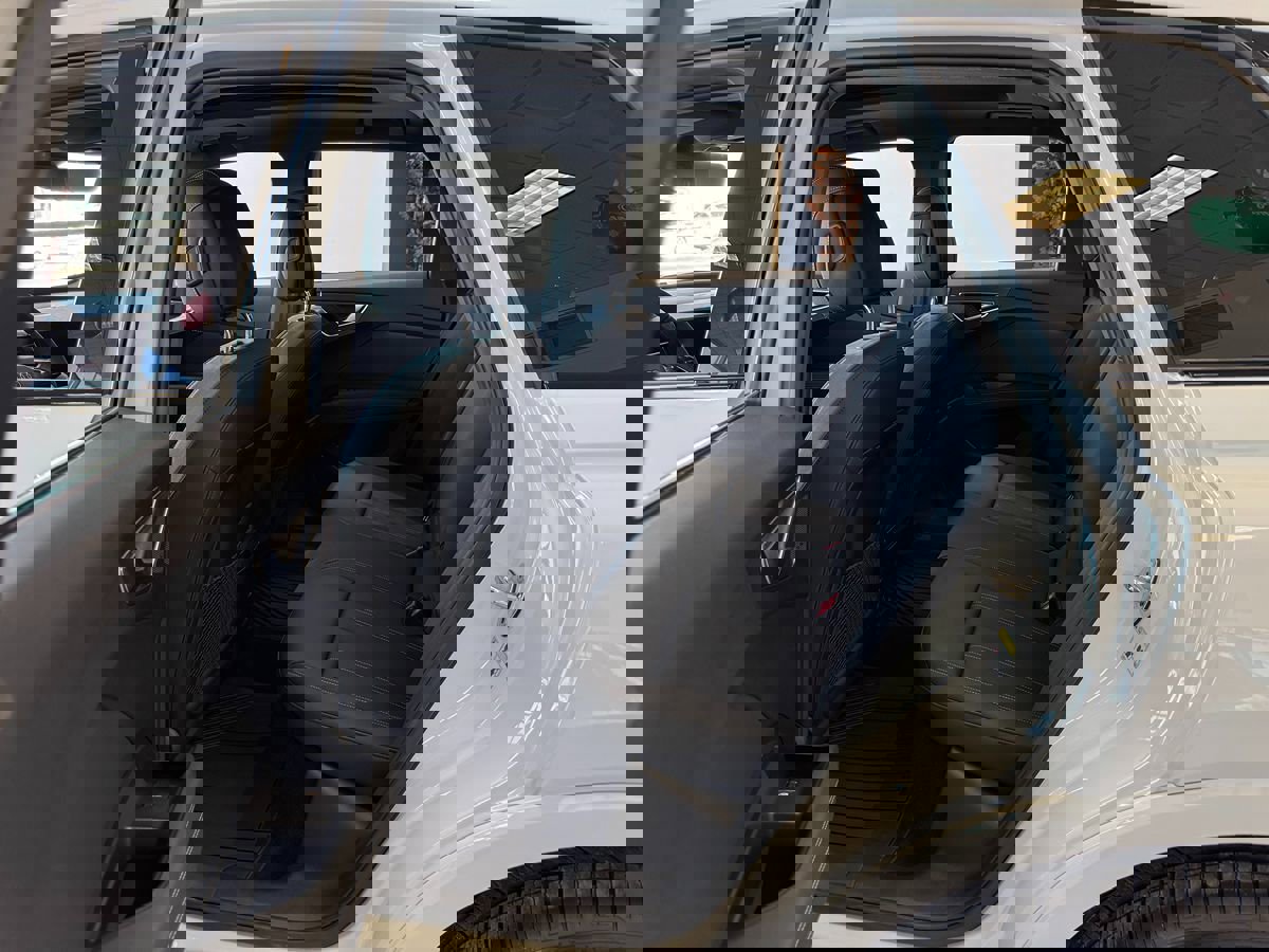 Used 2024 Audi Q4 e-tron Premium Plus w/ Premium Plus image 44