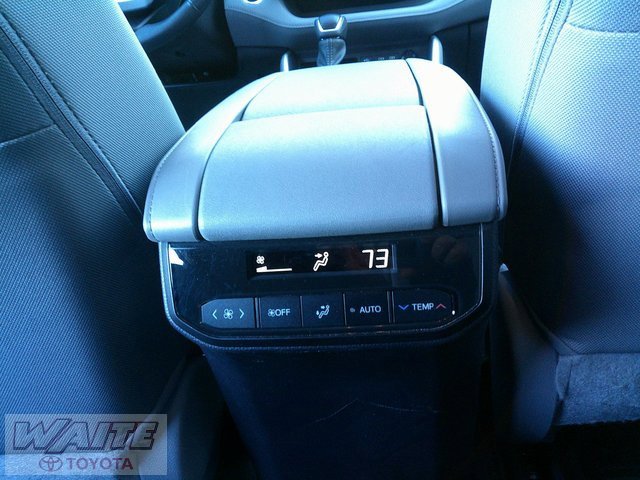 Certified 2023 Toyota Highlander LE image 25