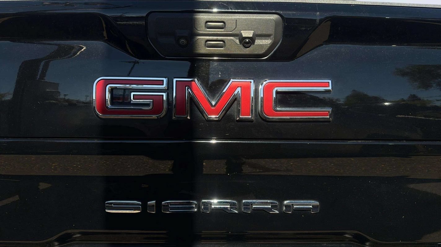 Used 2023 GMC Sierra 3500 AT4 w/ AT4 Preferred Package AWD/4WD image 25