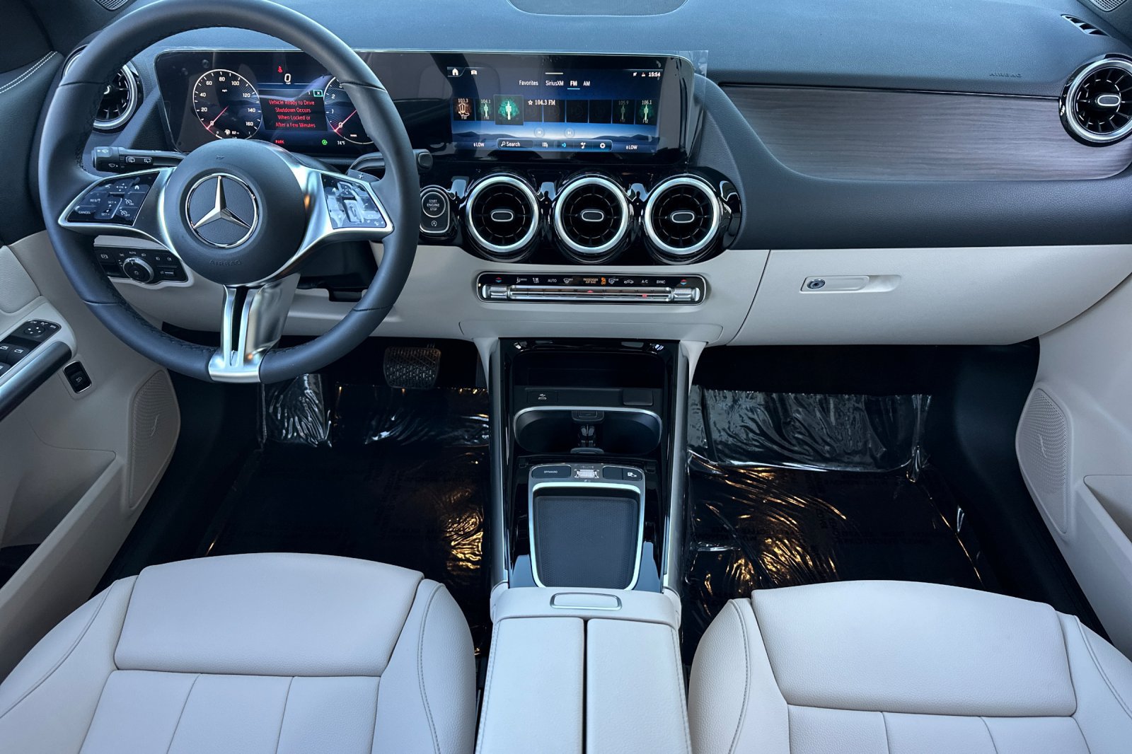 New 2026 Mercedes-Benz GLA 250 4MATIC image 13