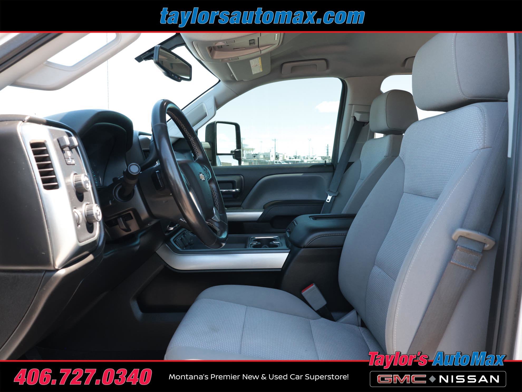 Used 2017 Chevrolet Silverado 3500 LT AWD/4WD image 5
