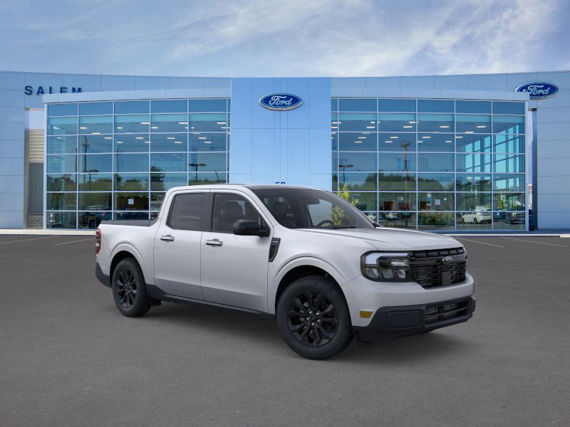 New 2024 Ford Maverick Lariat w/ Black Appearance Package