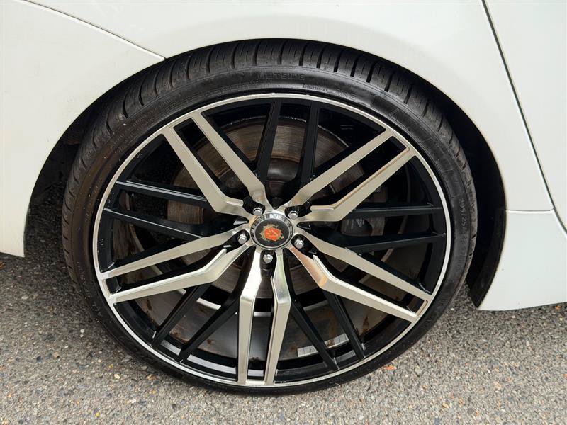 Used 2016 Jaguar XJ L Supercharged RWD image 21