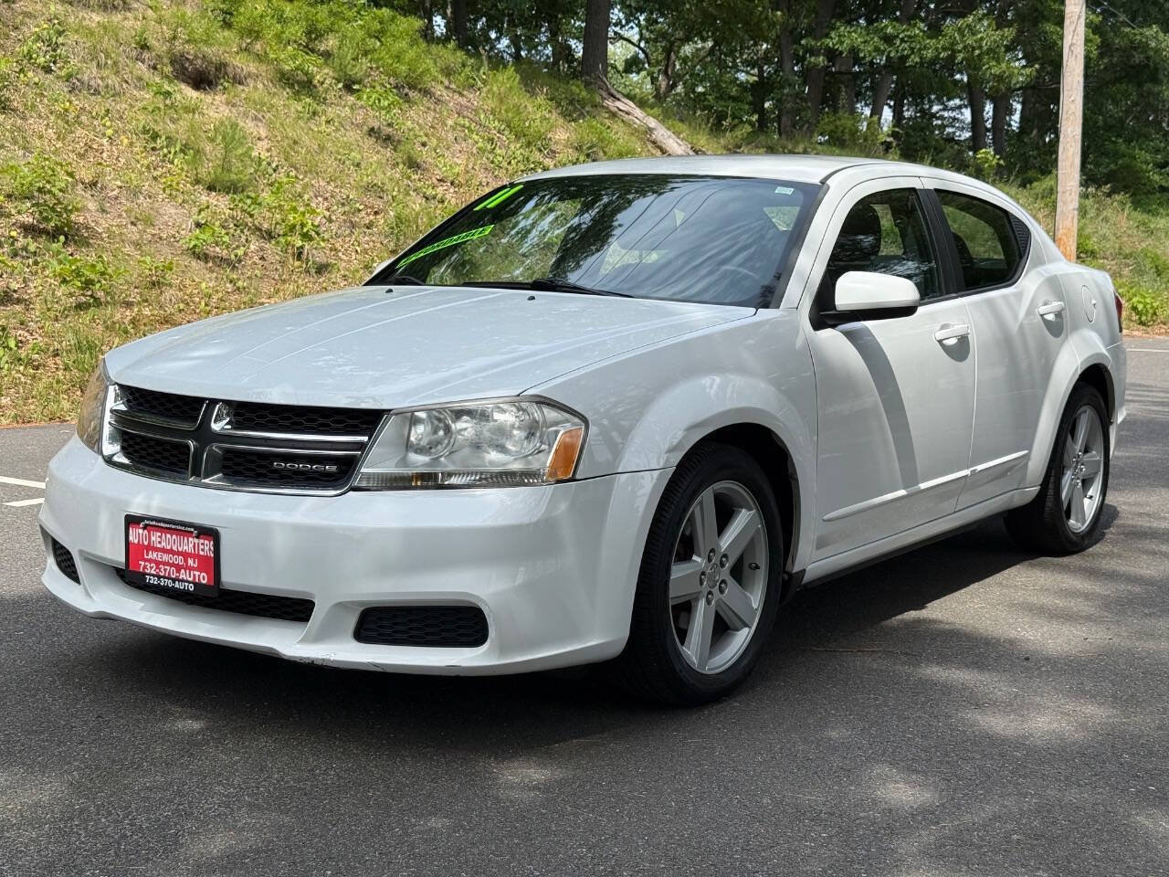 Used 2011 Dodge Avenger Mainstreet FWD image 1