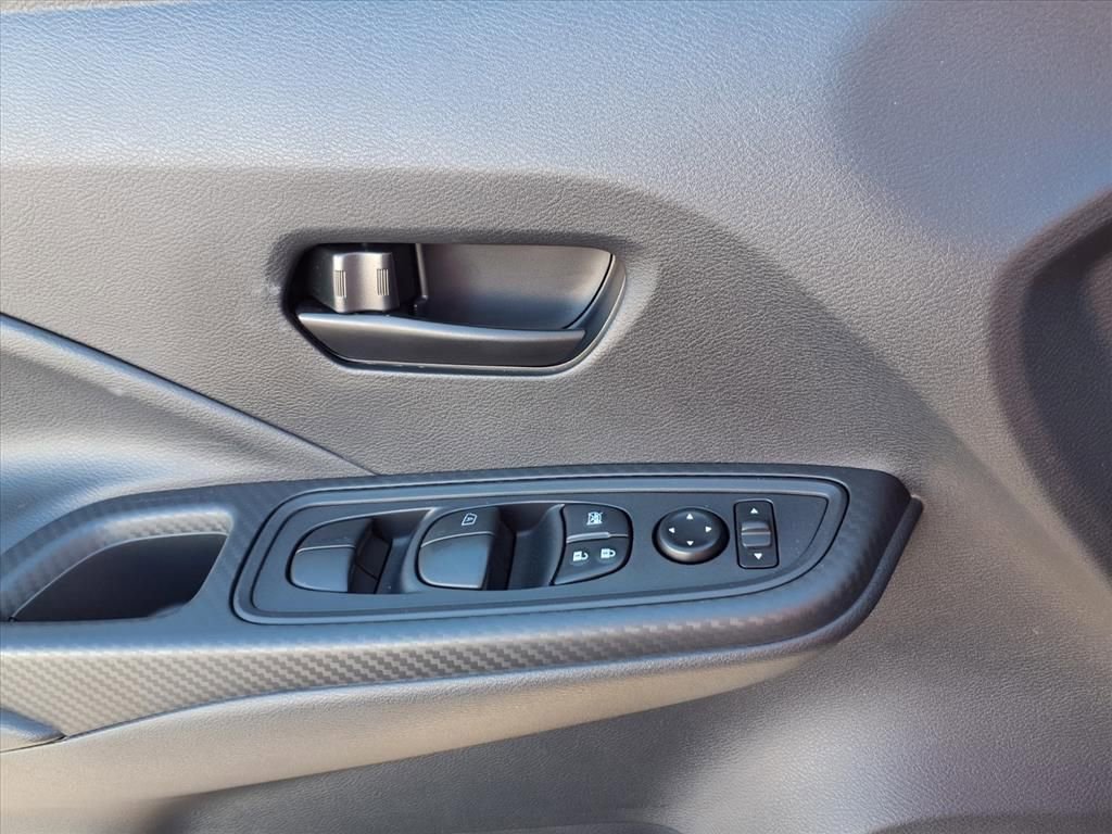 Certified 2025 Nissan Versa S w/ Trunk Package image 16