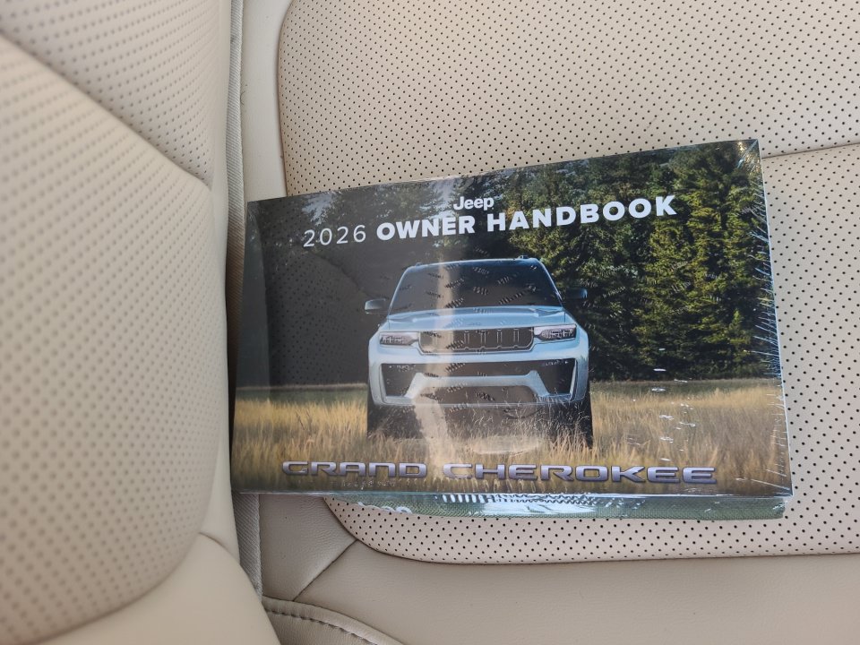 New 2026 Jeep Grand Cherokee L Limited AWD/4WD image 34