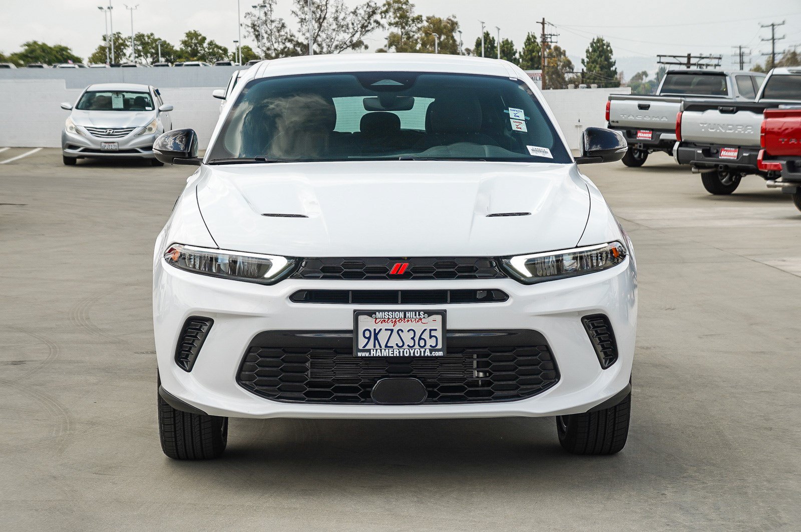 Used 2023 Dodge Hornet GT w/ GT Blacktop Package AWD/4WD image 2