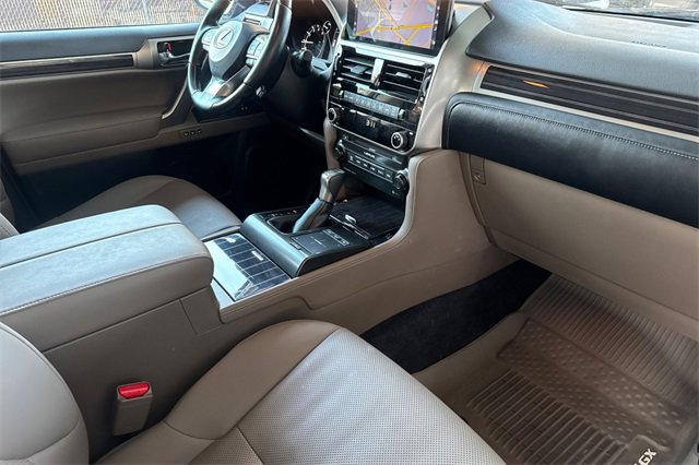 Used 2022 Lexus GX 460 Premium image 16