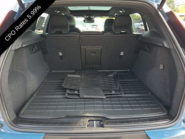 Certified 2023 Volvo XC40 B5 Plus w/ Driver Assist Package AWD/4WD image 33