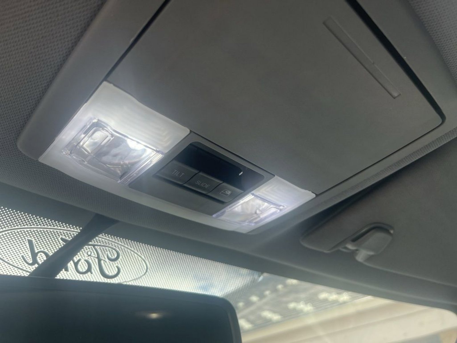 Used 2014 Ford F150 Lariat w/ Equipment Group 502A Luxury image 23