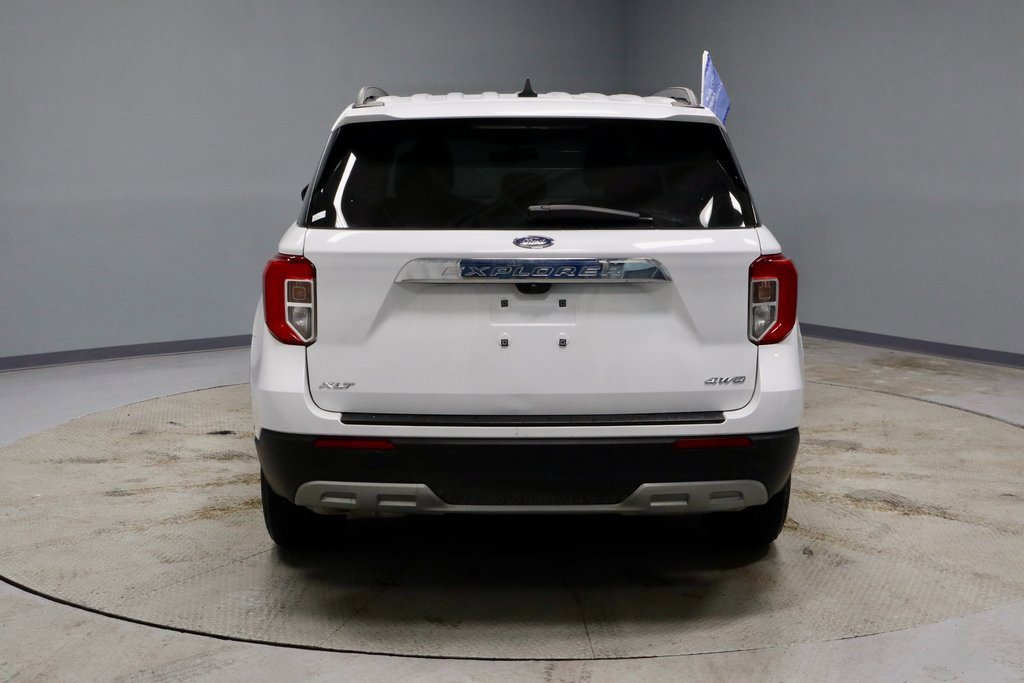 Certified 2024 Ford Explorer XLT w/ Equipment Group 202A image 11