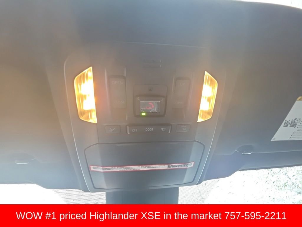 Used 2022 Toyota Highlander XSE image 14