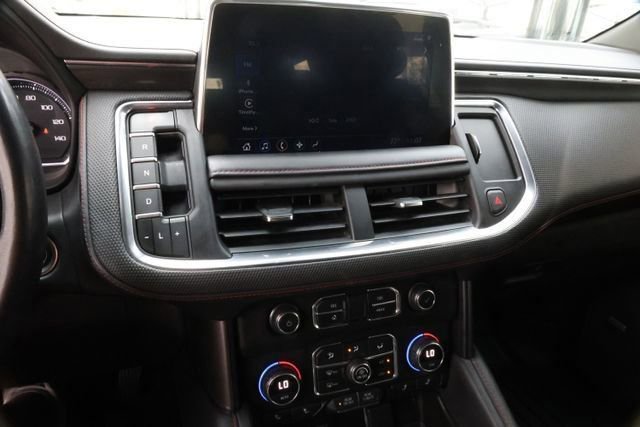 Used 2021 Chevrolet Suburban RST w/ Luxury Package image 18