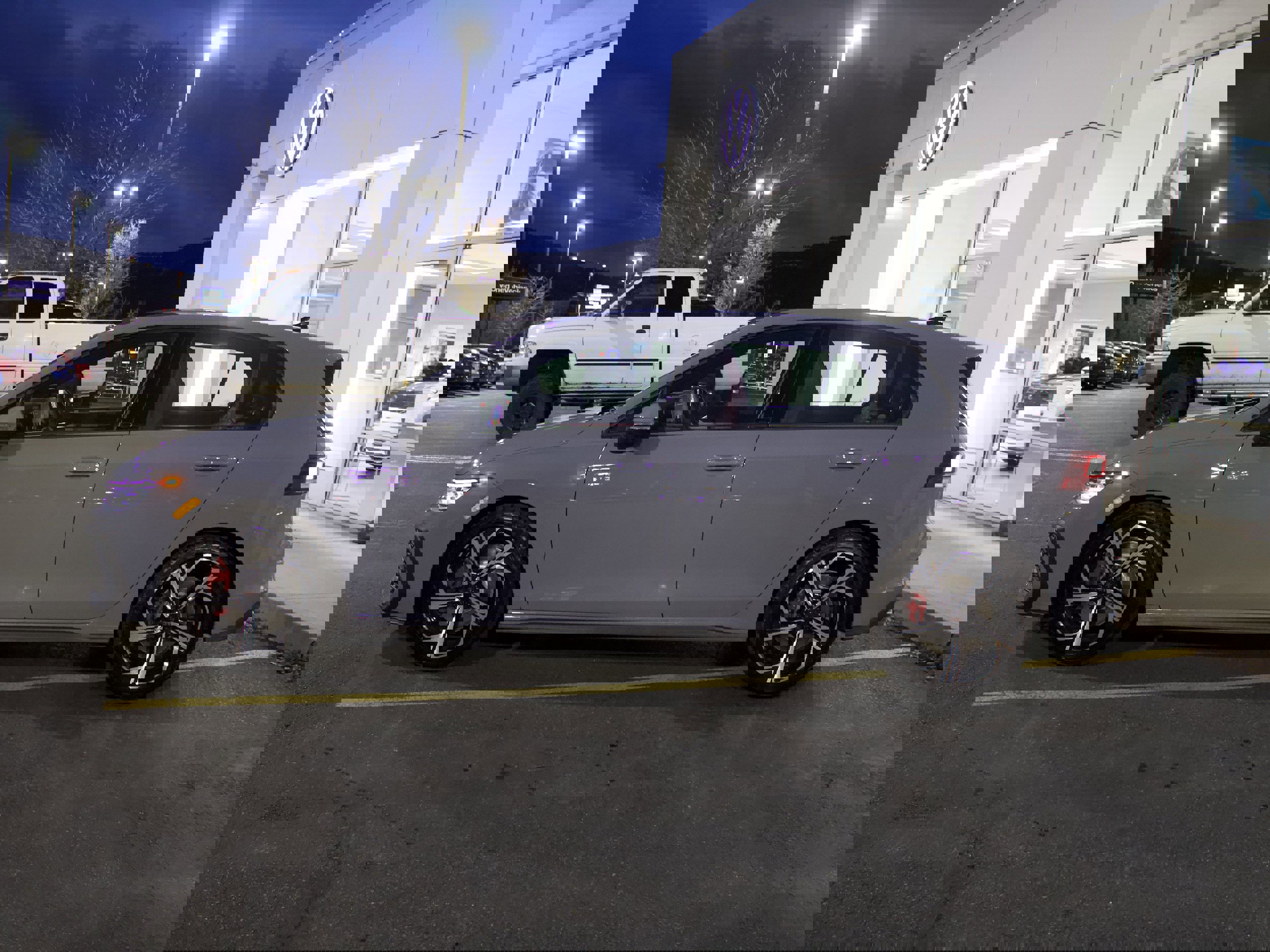 New 2026 Volkswagen GTI SE image 8