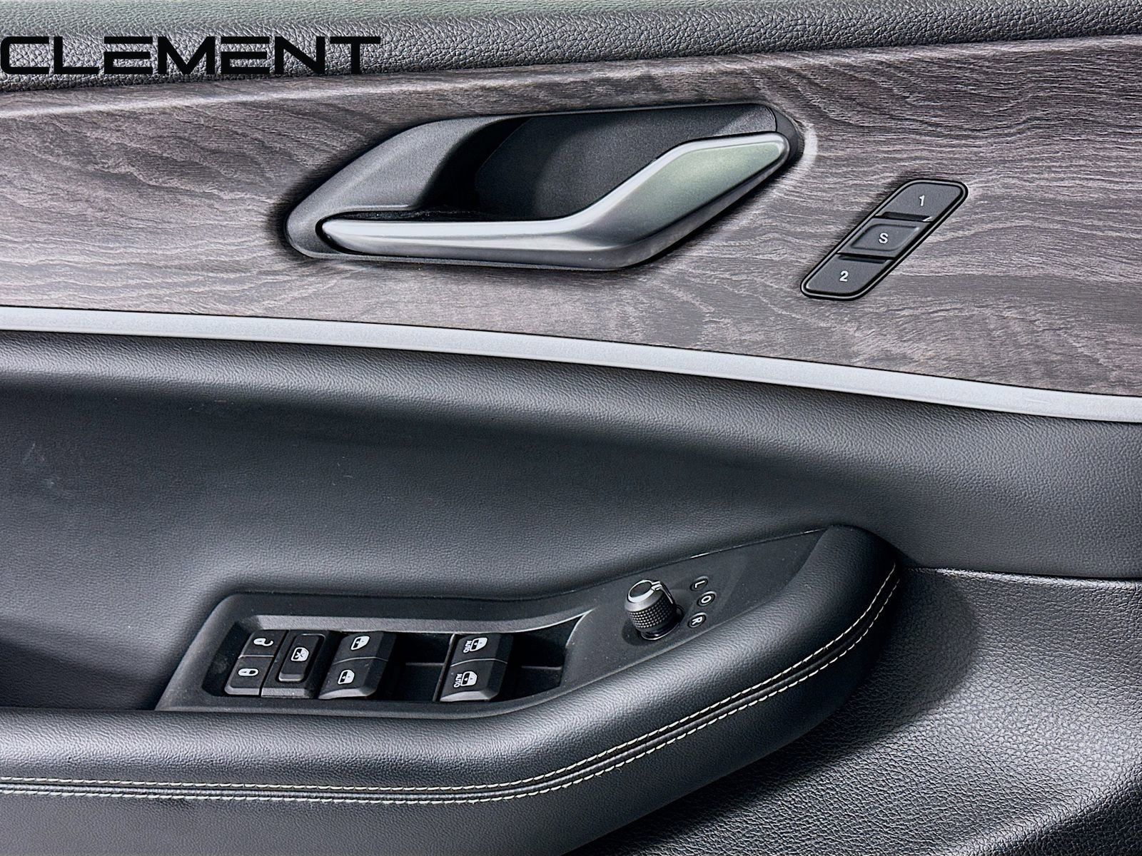 Used 2023 Jeep Grand Cherokee L Limited w/ Trailer Tow Group (B) image 25