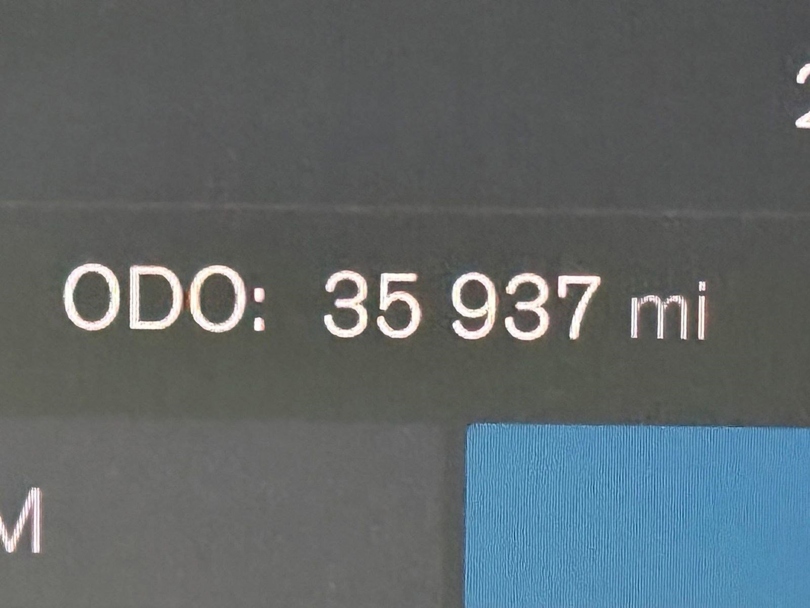 Used 2023 Volvo C40 P8 Recharge Ultimate image 29