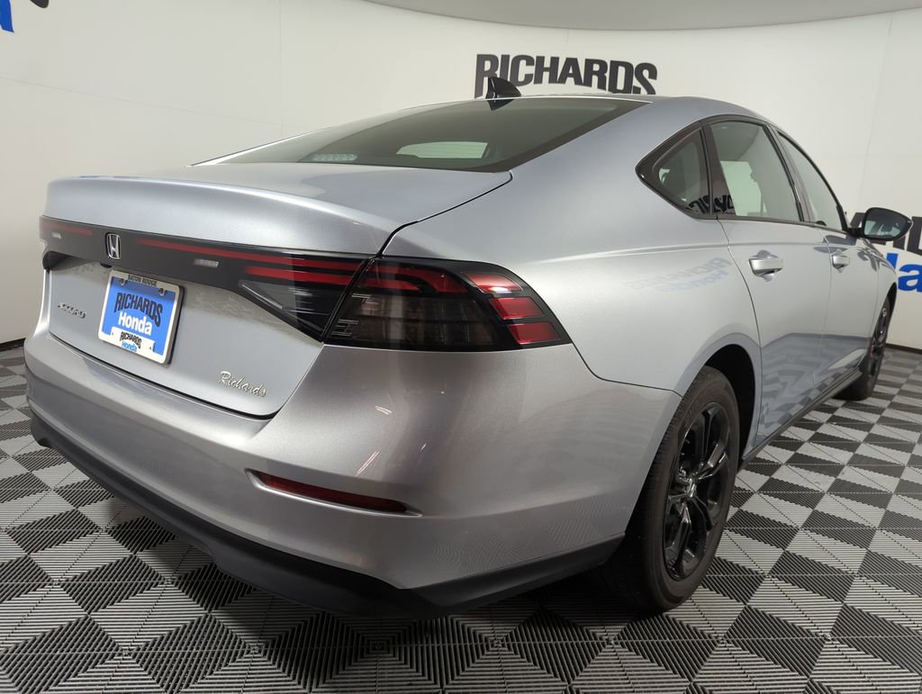 Certified 2025 Honda Accord SE image 6