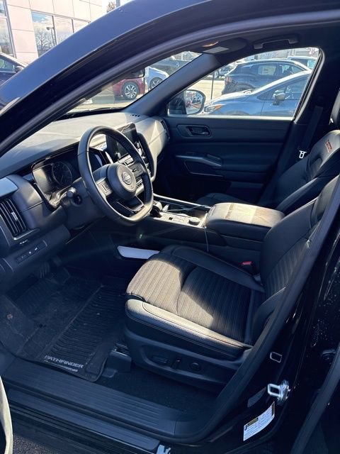 Certified 2025 Nissan Pathfinder Rock Creek image 18