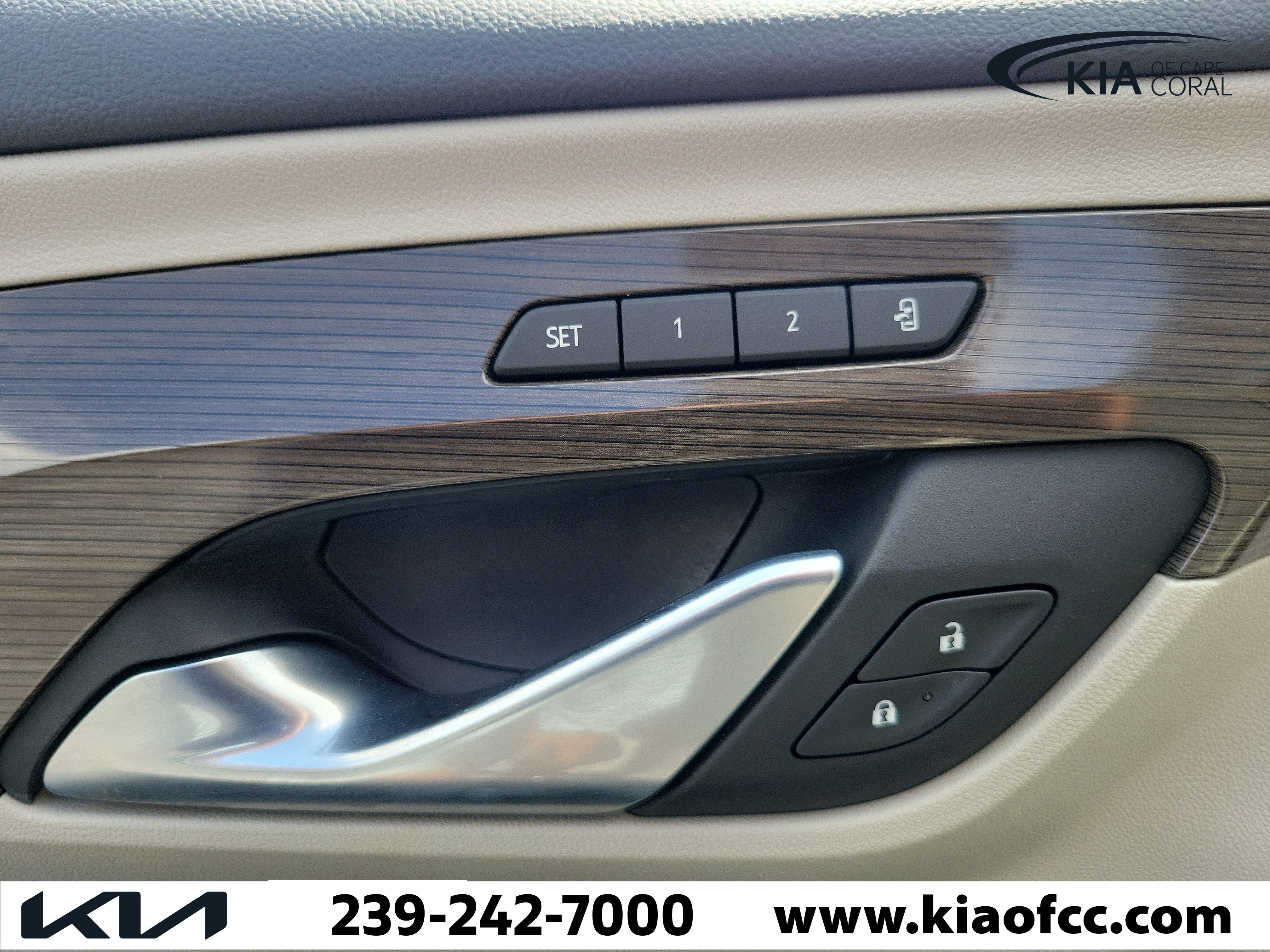 Used 2022 GMC Terrain Denali w/ LPO, Floor Liner Package AWD/4WD image 23